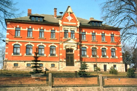 schulekl.jpg schulekl.jpg
